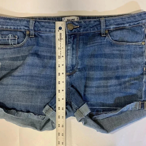 Paige Women's Jimmy Jimmy Stretch‎ Distressed Cutoff Shorts in Ares Dest Size 31 - Picture 12 of 13